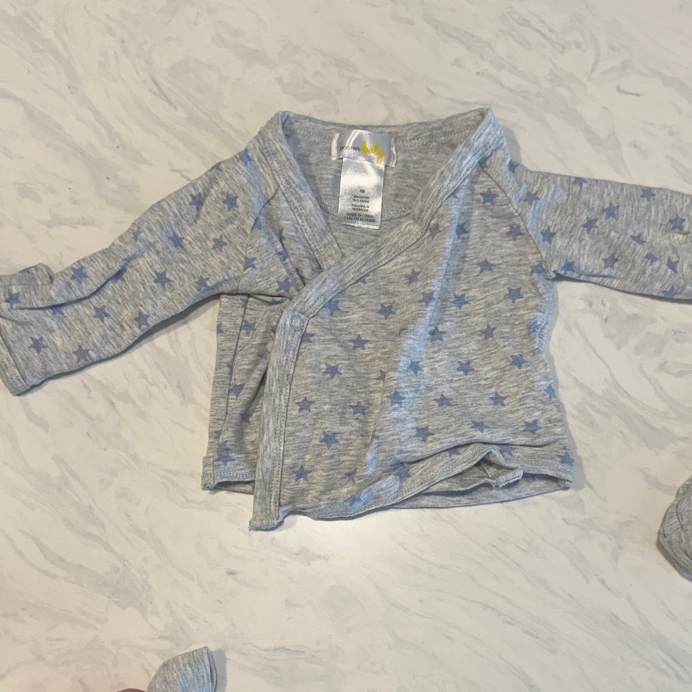 Multiple Brand Newborn bundle - Picture 9 of 12